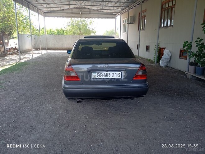 Mercedes C 200 1995, 346,250 km - 2.0 л - Sabirabad