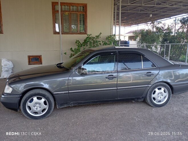 Mercedes C 200 1995, 346,250 km - 2.0 л - Sabirabad