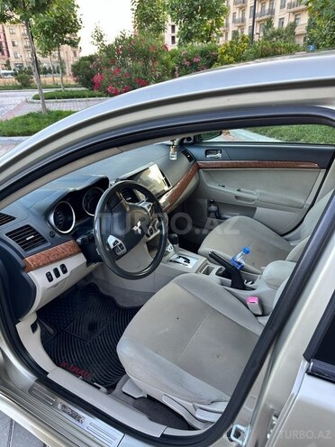 Mitsubishi Lancer 2007, 235,000 km - 2.0 l - Bakı