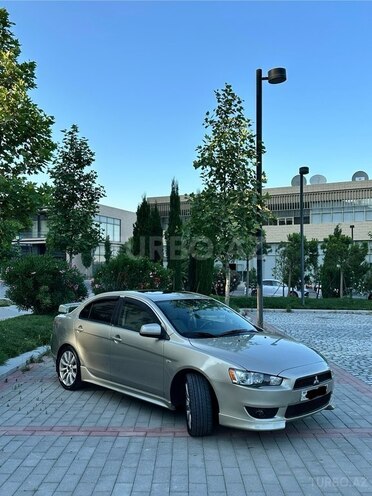 Mitsubishi Lancer 2007, 235,000 km - 2.0 l - Bakı