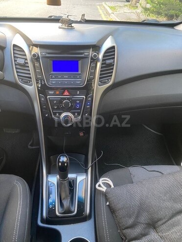 Hyundai Elantra 2012, 196,340 km - 1.8 л - Bakı