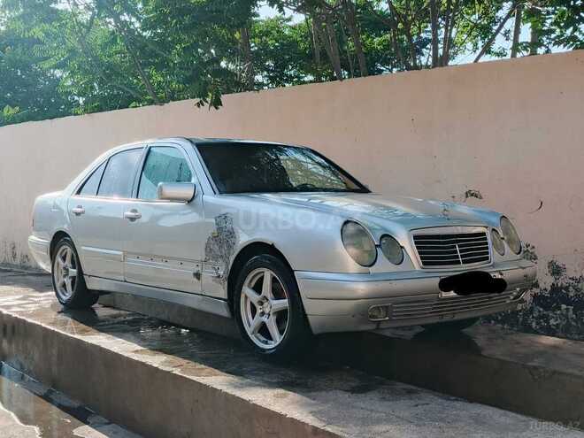 Mercedes E 230 1995, 565,000 km - 2.3 l - Bakı