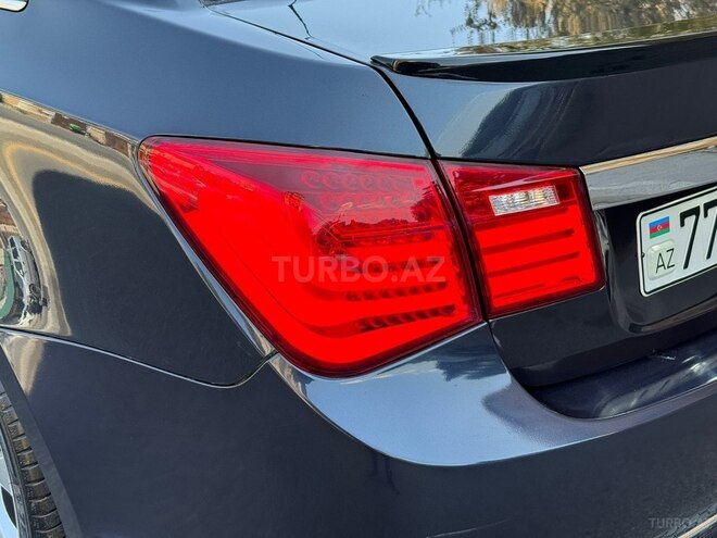 Chevrolet Cruze-10