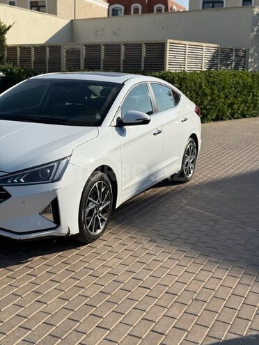 Hyundai Elantra 2019, 119,000 km - 2.0 l - Bakı