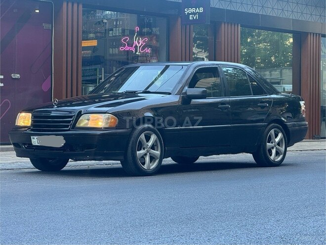 Mercedes C 180 1995, 300,000 km - 1.8 l - Bakı