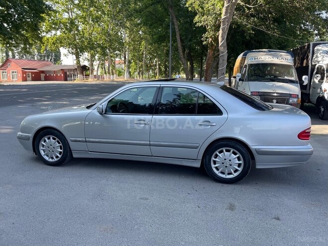 Mercedes E 240 1999, 255,000 km - 2.4 l - Ağdaş