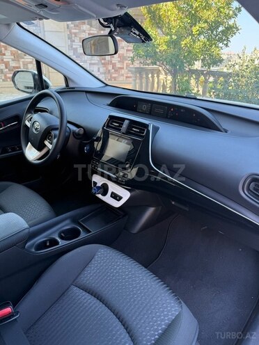 Toyota Prius 2018, 95,000 km - 1.8 l - Bakı