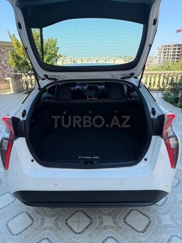 Toyota Prius 2018, 95,000 km - 1.8 l - Bakı