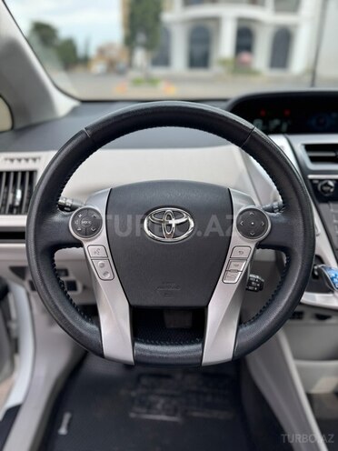 Toyota Prius V 2016, 90,500 km - 1.8 л - Bakı