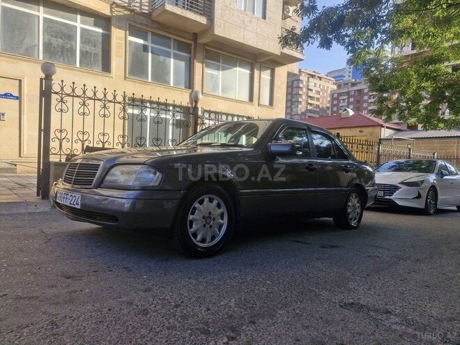Mercedes C 220 1995, 635,000 km - 2.2 l - Bakı