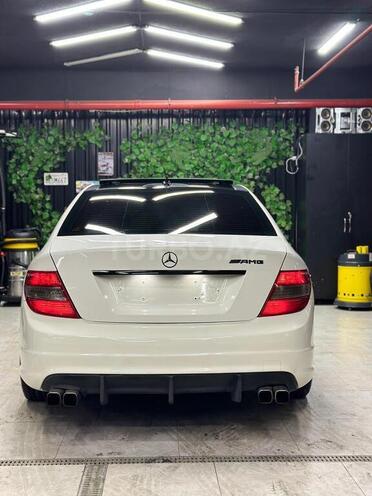 Mercedes C 300 2007, 328,000 km - 3.0 l - Bakı