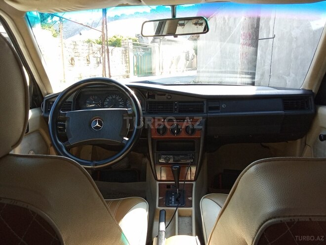 Mercedes 190 1992, 250,000 km - 2.0 l - Bakı