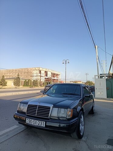 Mercedes E 220 1992, 250,000 km - 2.2 l - Bakı