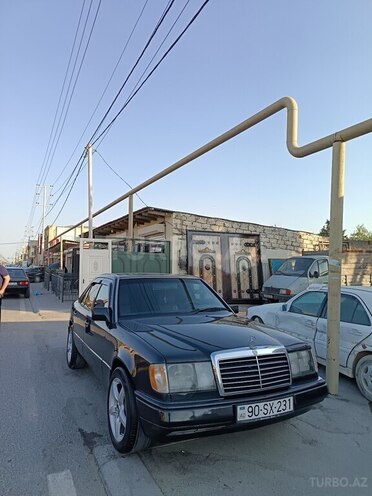 Mercedes E 220 1992, 250,000 km - 2.2 l - Bakı