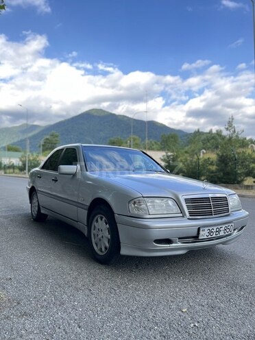 Mercedes C 200 1997, 235,000 km - 2.0 l - Qəbələ