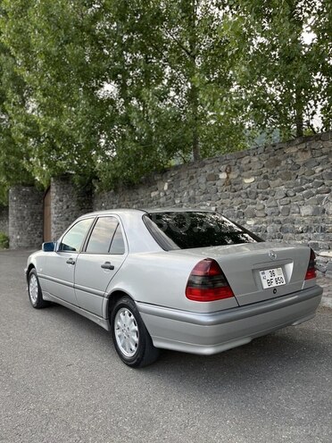 Mercedes C 200 1997, 235,000 km - 2.0 l - Qəbələ