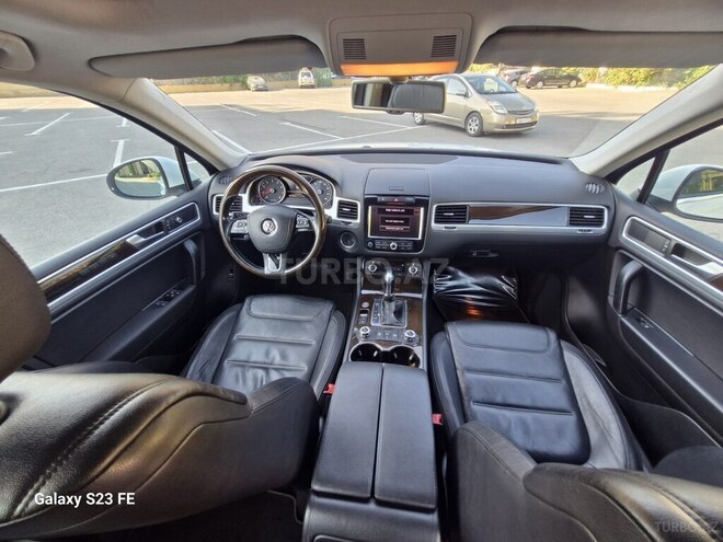 Volkswagen Touareg 2013, 209,280 km - 3.6 l - Bakı