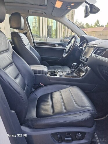 Volkswagen Touareg 2013, 209,280 km - 3.6 l - Bakı