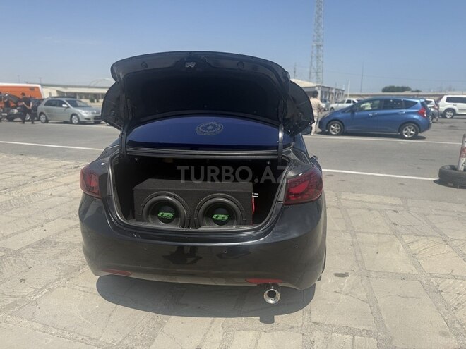 Hyundai Elantra 2011, 200,000 km - 1.8 l - Sumqayıt