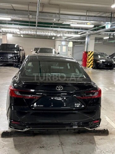 Toyota Camry-5