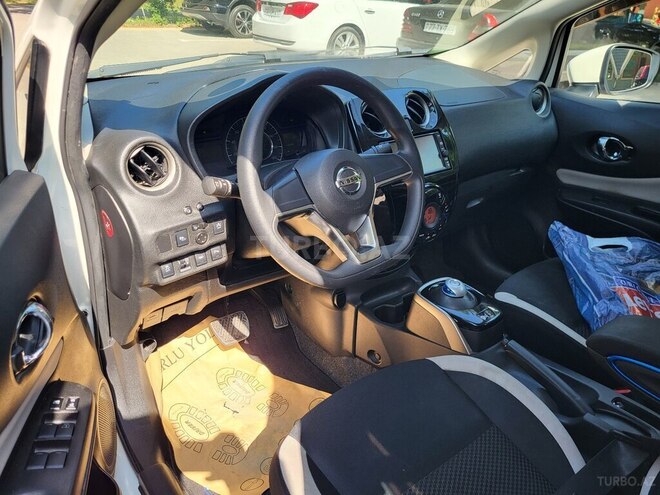 Nissan Note-10