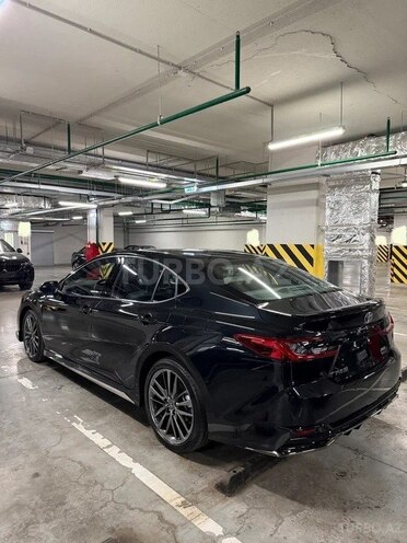 Toyota Camry-9