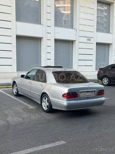 Mercedes E 240 1999, 325,000 km - 2.4 l - Bakı