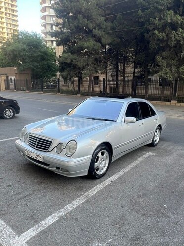 Mercedes E 240 1999, 325,000 km - 2.4 l - Bakı