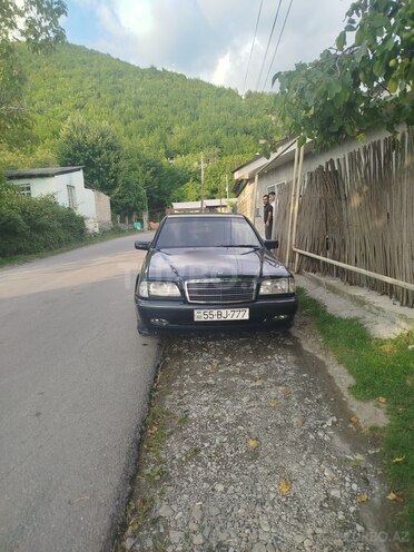 Mercedes C 180 1997, 300,000 km - 1.8 l - Şəki