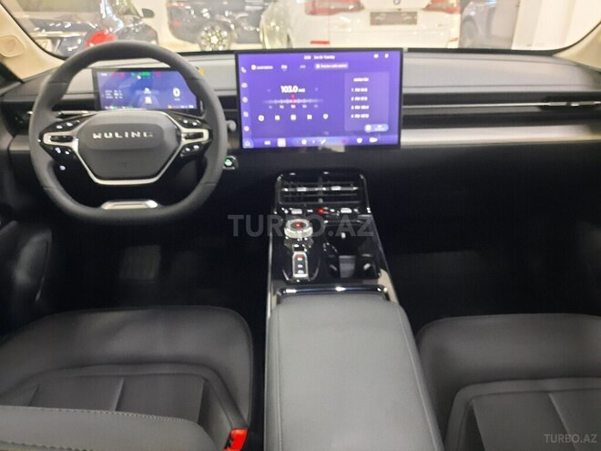 Wuling Starlight-12