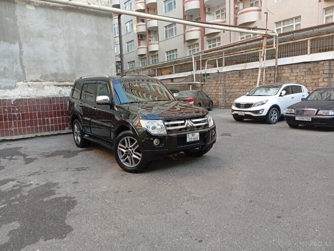 Mitsubishi Pajero 2007, 310,000 km - 3.0 l - Bakı