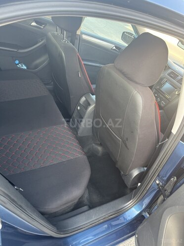 Volkswagen Jetta 2015, 284,854 km - 1.4 л - Bakı