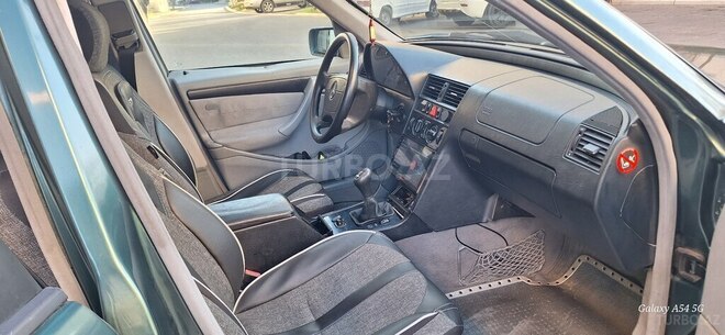 Mercedes C 180 1999, 300,000 km - 1.8 л - Gəncə