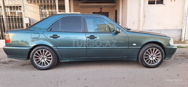 Mercedes C 180 1999, 300,000 km - 1.8 л - Gəncə