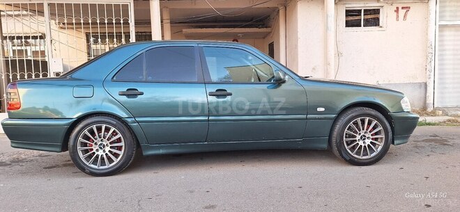 Mercedes C 180 1999, 300,000 km - 1.8 л - Gəncə
