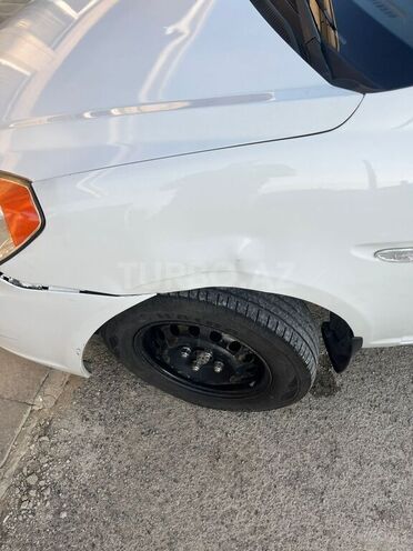 Hyundai Accent 2010, 311,000 km - 1.4 l - Bakı