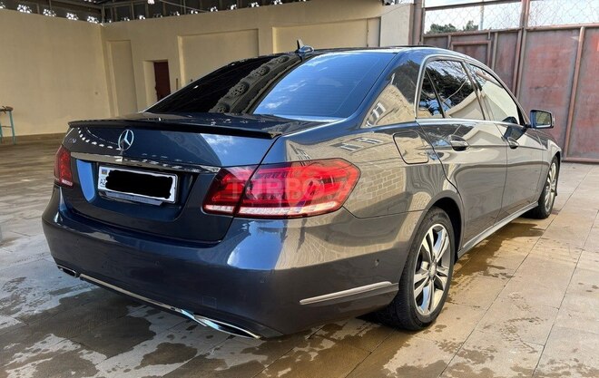 Mercedes E 220 d 2015, 195,000 km - 2.2 l - Bakı