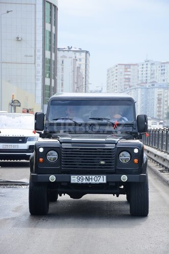 Land Rover Defender 2005, 107,000 km - 2.5 l - Bakı