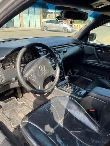 Mercedes E 320 1999, 450,000 km - 3.2 l - Lənkəran