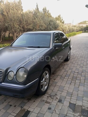 Mercedes E 280 1997, 400,000 km - 2.8 l - Bakı