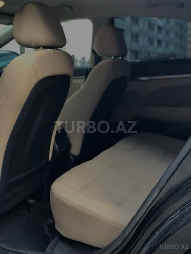 Hyundai Elantra 2018, 164,153 km - 2.0 l - Bakı