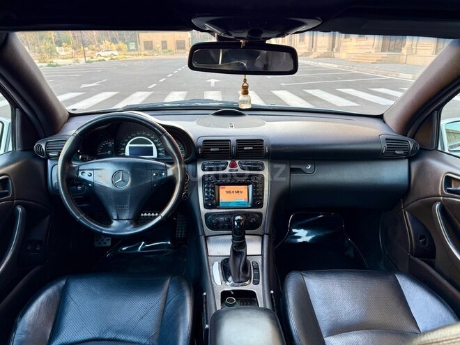 Mercedes C 200 2001, 190,757 km - 2.0 l - Bakı