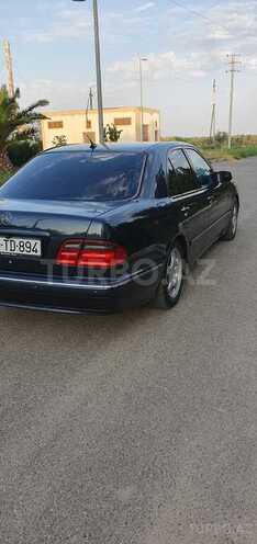 Mercedes E 280 2000, 443,862 km - 2.8 l - İmişli