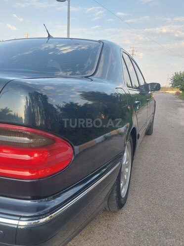 Mercedes E 280 2000, 443,862 km - 2.8 l - İmişli