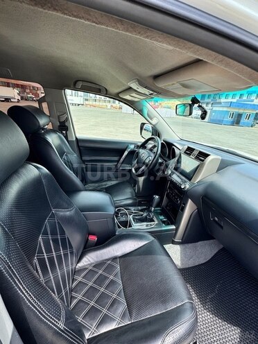 Toyota Land Cruiser Prado 2012, 295,000 km - 2.7 л - Bakı