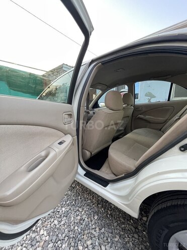 Nissan Sunny 2008, 285,000 km - 1.3 l - Bakı