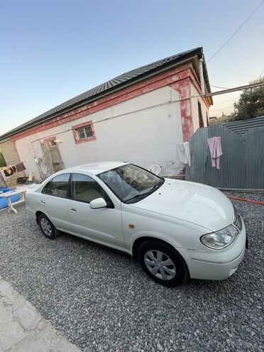 Nissan Sunny 2008, 285,000 km - 1.3 l - Bakı