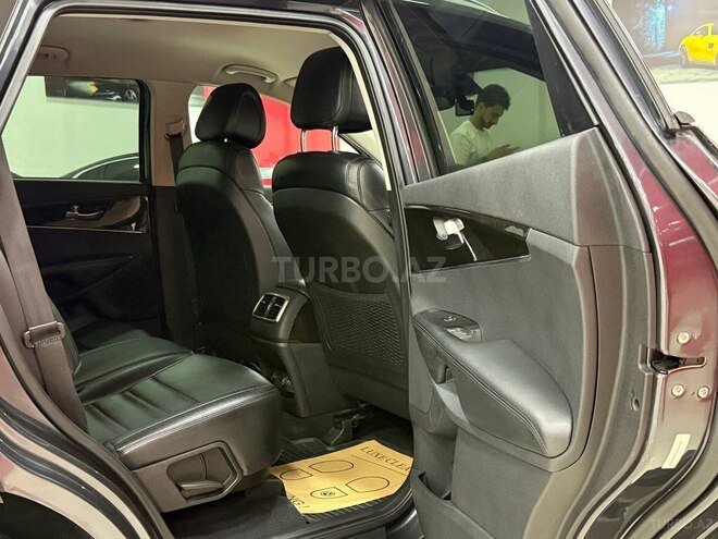 Kia Sorento-20