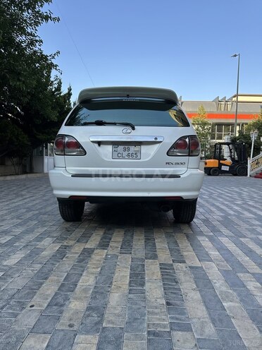 Lexus RX 300 2001, 220,000 km - 3.0 l - Bakı
