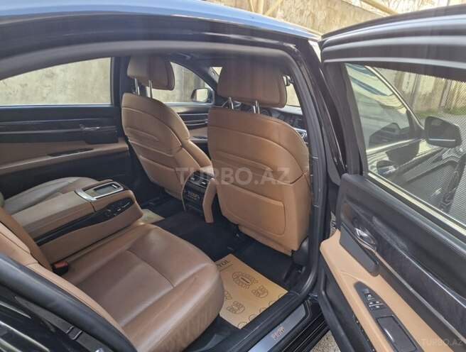 BMW 740 2009, 245,000 km - 3.0 l - Bakı